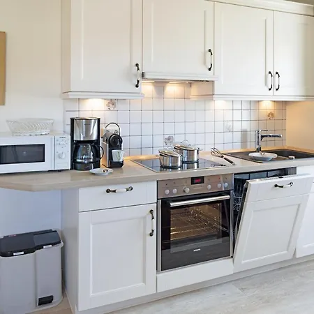 Itueues Koenigshafen * List